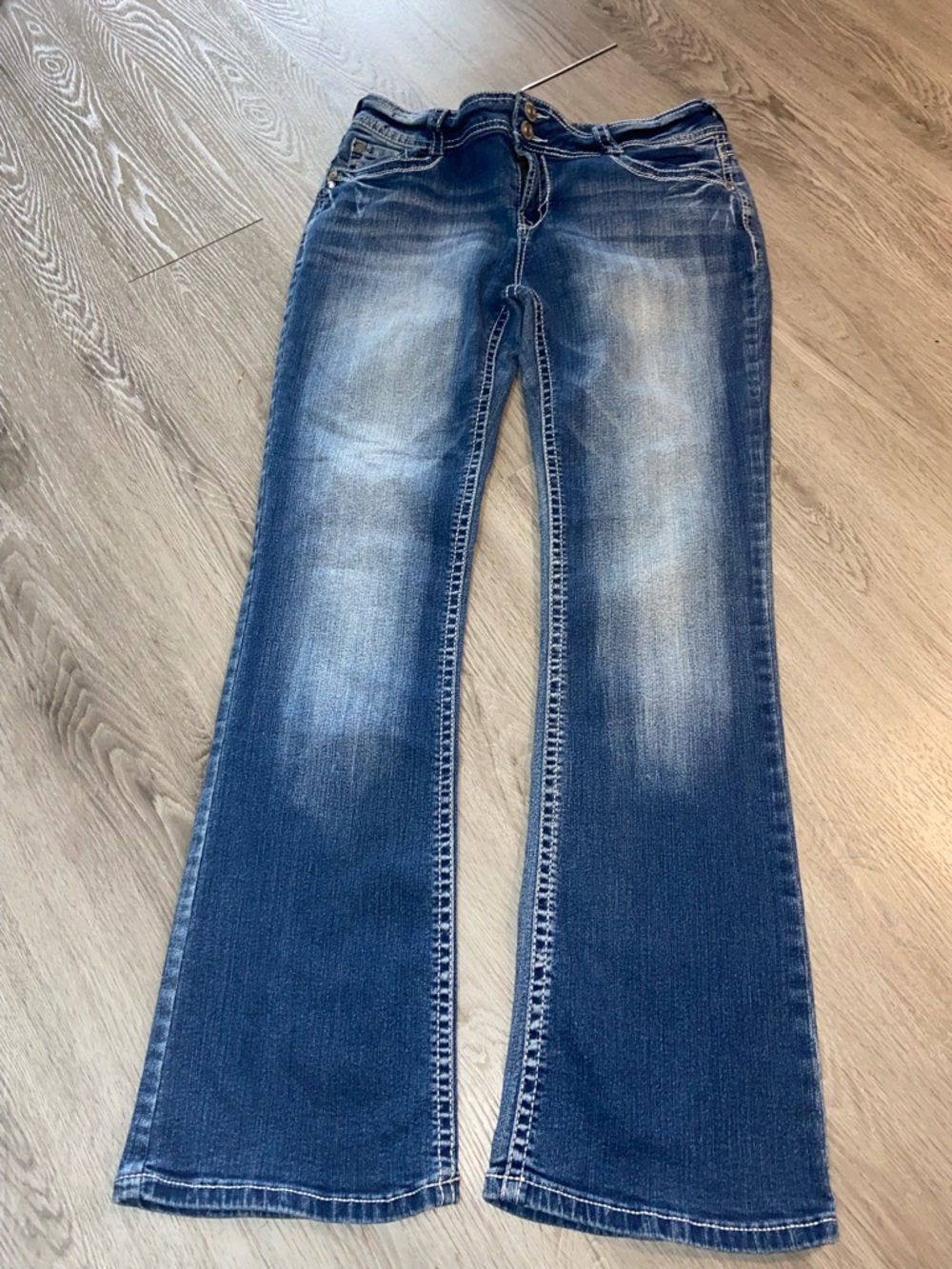 Wallflower Women's Medium Blue Flare Jeans